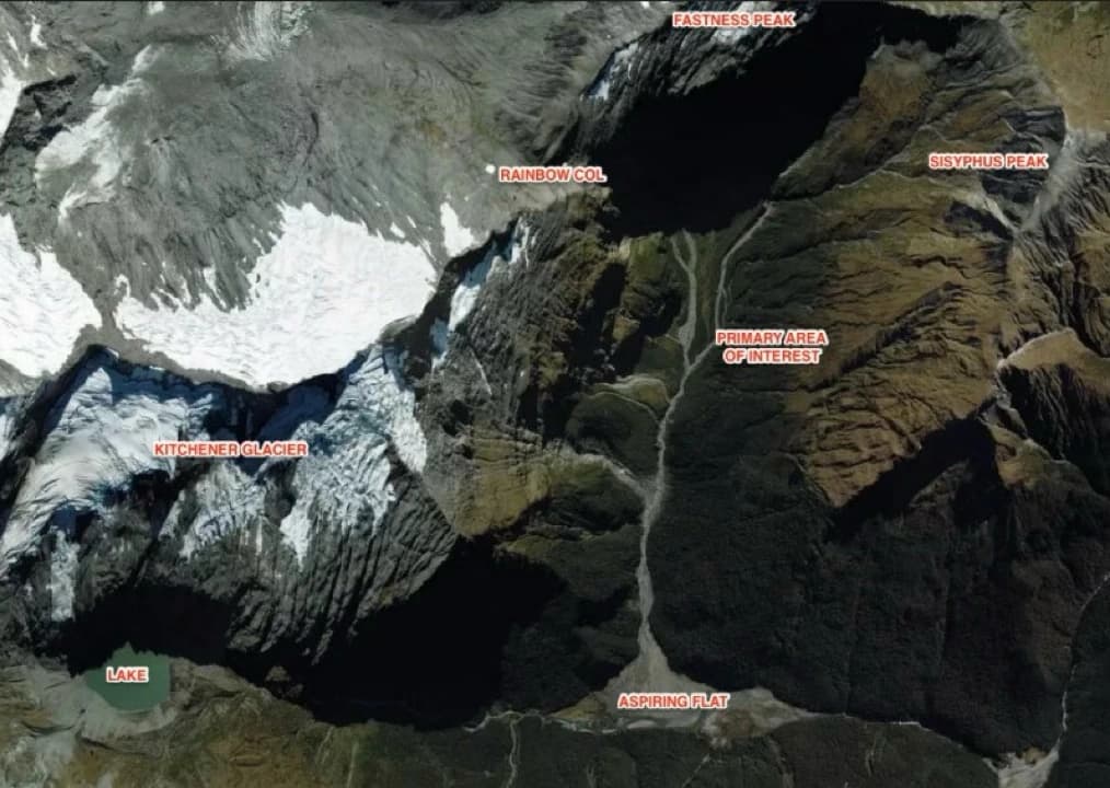 Satellite map labeling Kitchener Glacier, Rainbow Col, Aspiring Flat, and the primary area of interest.